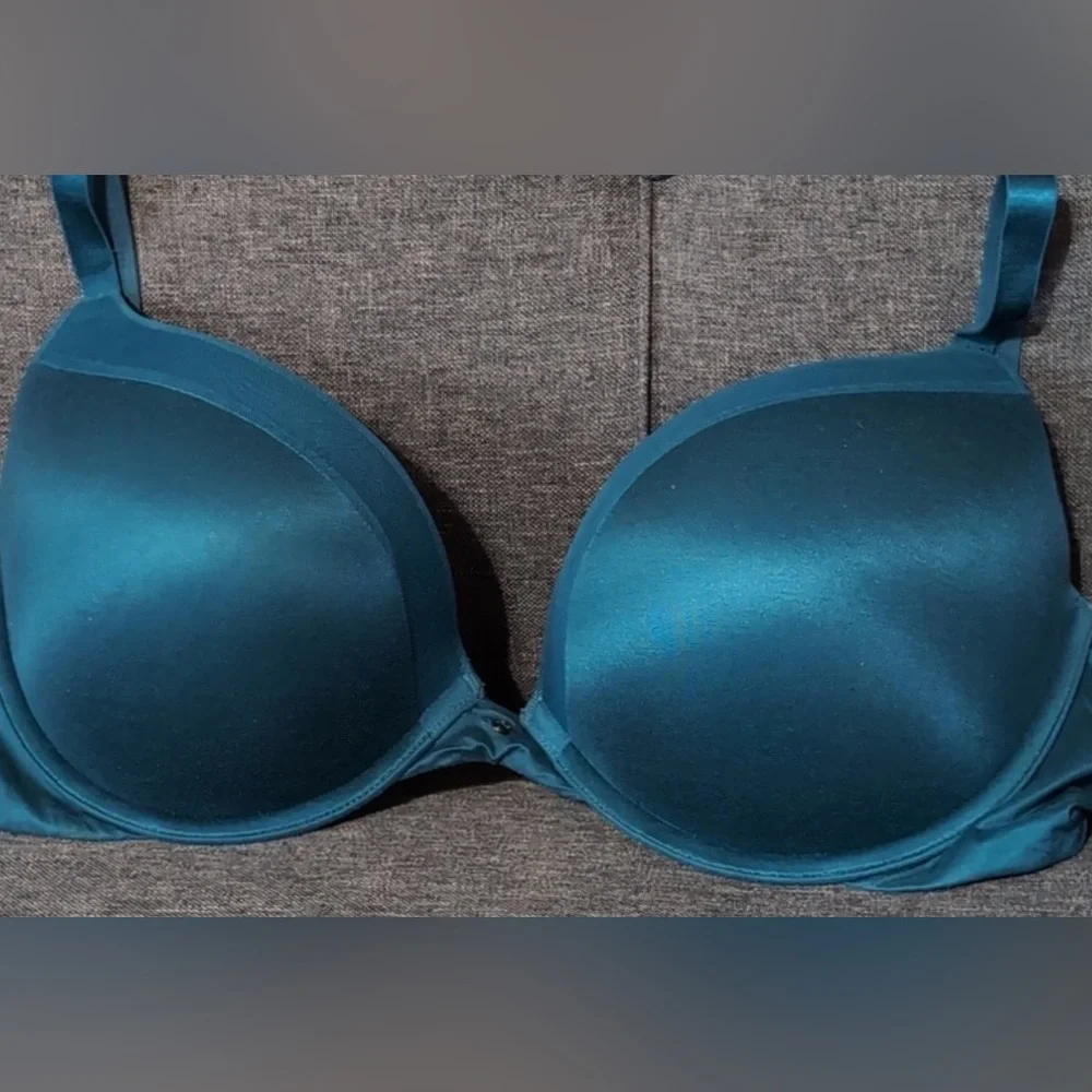 Fabulous by Victoria's Secret plunge bra 36dd - Picture 1 of 4